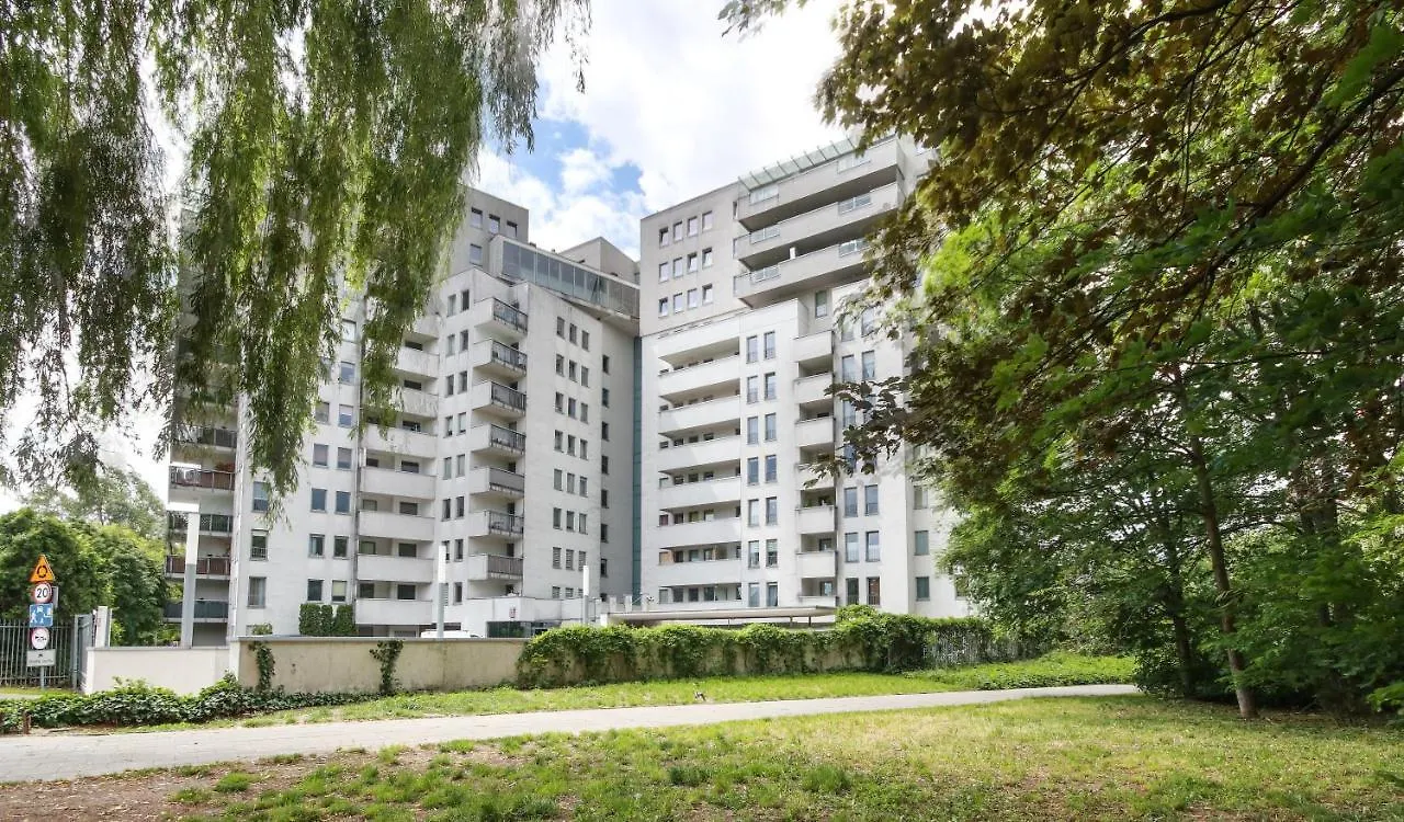 Apartment Apartament Warta Park Poznan - Basen Pool - Sauna - Ac Klimatyzacja - Cost Free Parking - Pelikan - 24H Check In